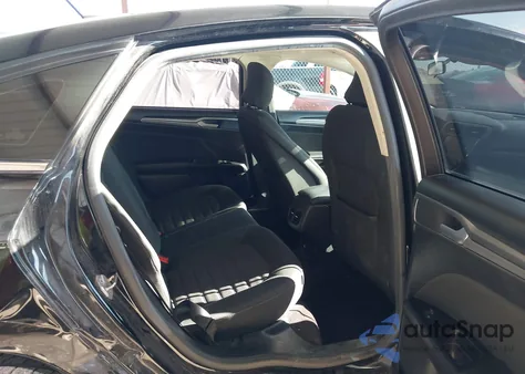 2017 Ford Fusion Se z USA, uszkodzony, nr VIN 3FA6P0HDXHR246701